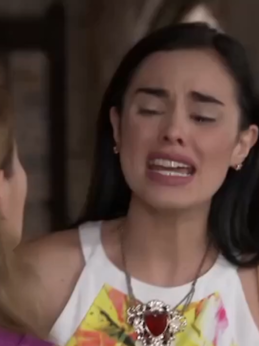 Esperanza/Alejandra (Max Collins) And Gina (Jackie Rice) Slaps Each Other The Half Sisters Rivalry...😡👋 #innamorata #teleseryegma #maxcollins #jackierice #sampalanscene 