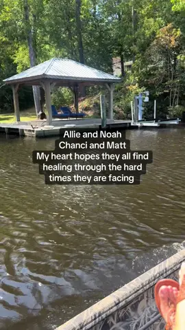 Life is hard, it’s even harder when you put it out there for the world to see. Y’all be kind #noah #relationships #breakups 