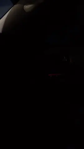 ما زلت احبك وحافظ فالهوا عهدي لو طول الهجر منك وطالت الغيبه من قبل تسأل انا وافيتك بردي وشتغبي اكثر من الاخلاص والطيبه #محيد_حمد  #وش_تبغي #fyp #4u #foryou 
