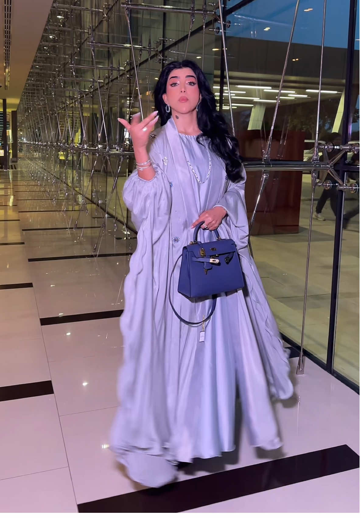 تحيه لأهل ليبا ،، الاغنيه مو  راضيه تطلع من مخي ،، بره يا كذابه 😎#new #fyp #2025 #ابوظبي  #tiktok 