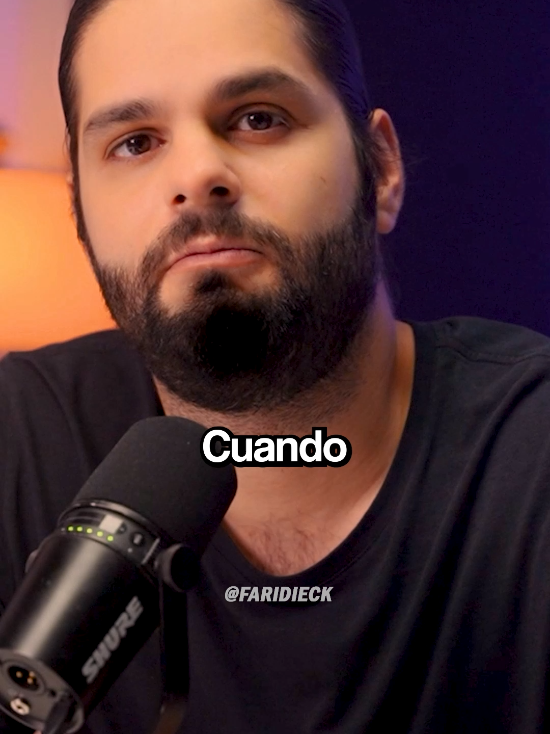 Cuando decimos adiós a un ser querido, no estamos borrando su presencia, sino transformando nuestra relación con él. Sígueme aquí @faridieck para más relatos y reflexiones.
