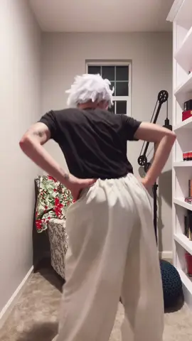 the baby's first TikTok, so proud 🥹 #gojo#gojousatoru#jujutsukaisen#cosplay#gojocosplay