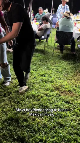 Easy white chocolateeeeee 😂 Y’all I wish I would have recorded him trying to go faster #latinos #mexican 