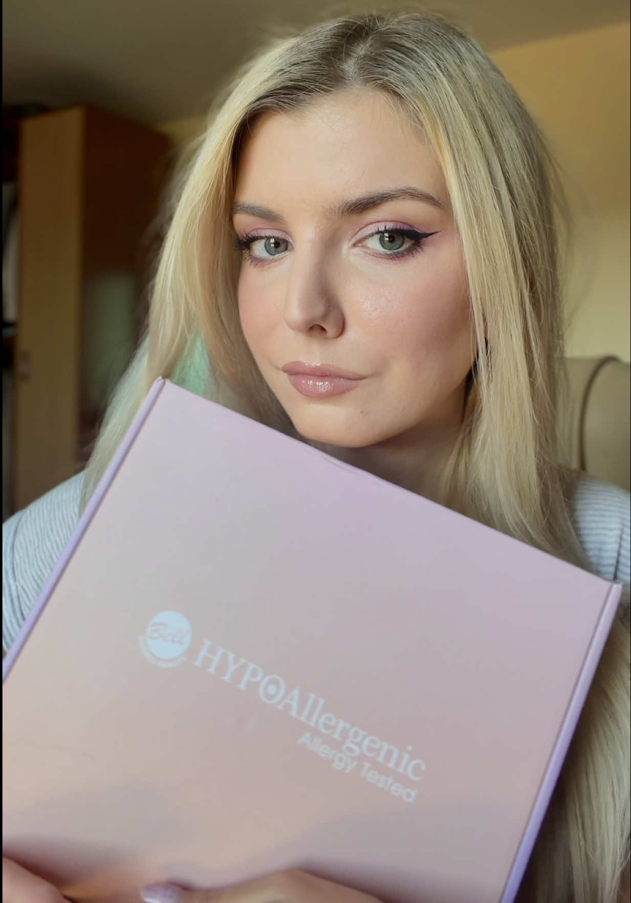 Full face cu produsele @bell_hypoallergenic_ro ❤️ O gama completa de produse de machiaj special concepute pentru tenul sensibil✨ #bell_hypoallergenic_ro #vegan #makeup #dmromania