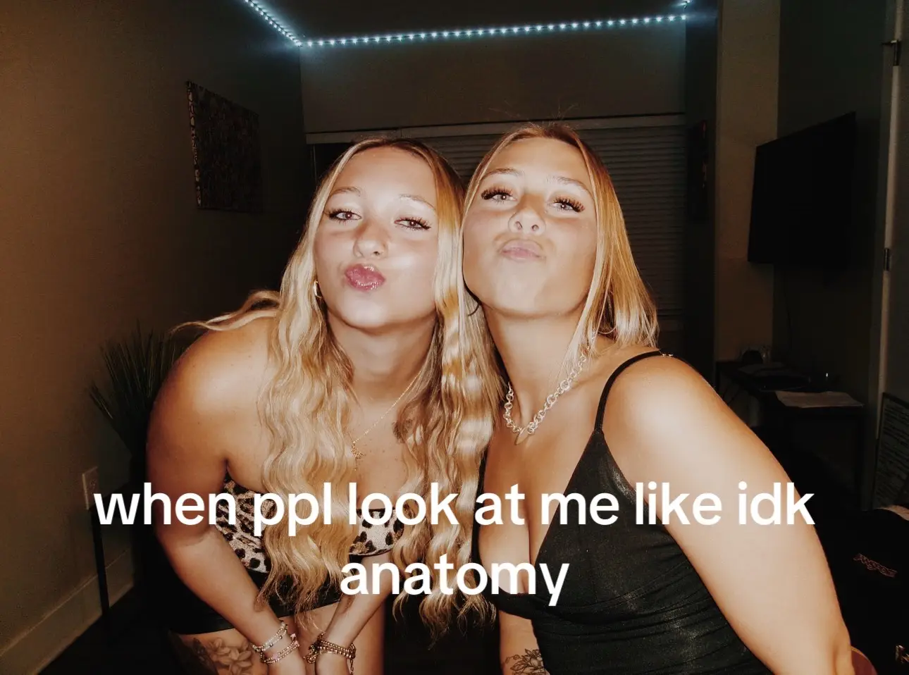 help me#foryoupage #foryoupage #foryoupage #foryoupage #foryoupage 