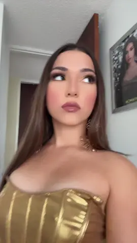 Ella llegó de otro planeta #puertoricotiktok🇵🇷 #makeupbyme @Yan Block 