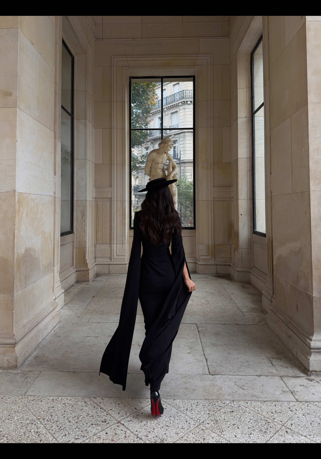 Dress: Esme @ClubLLondon (wearing a size US6) 🖤 #oldmoneyaesthetic #oldmoney #imhrisastyle #elegant #fashiontiktok 