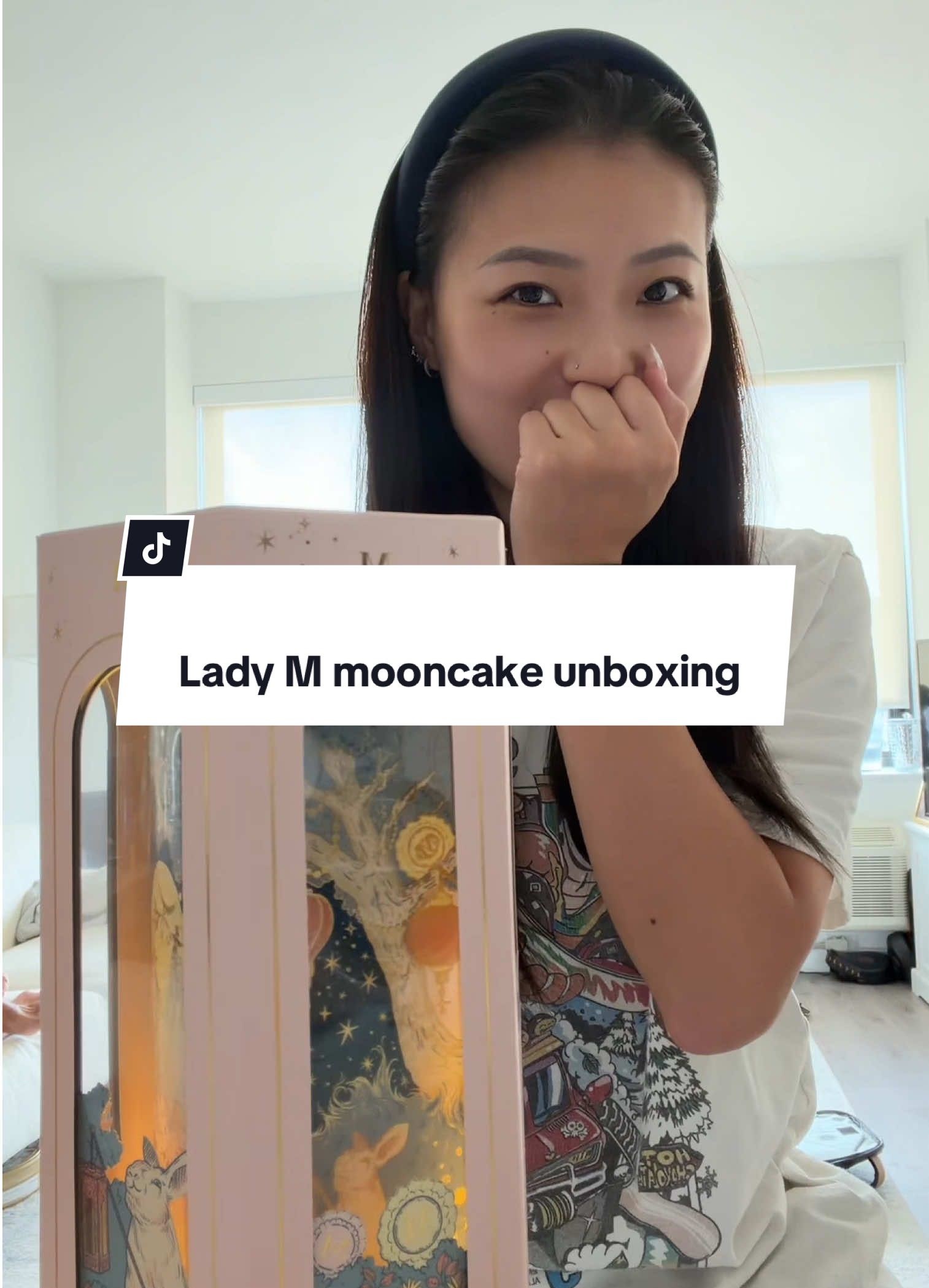 Happy early mid autumn festival to those who celebrate 🥮🐇🌕 #midautumnfestival #mooncake #ladym #中秋节 #ladymmooncakes 