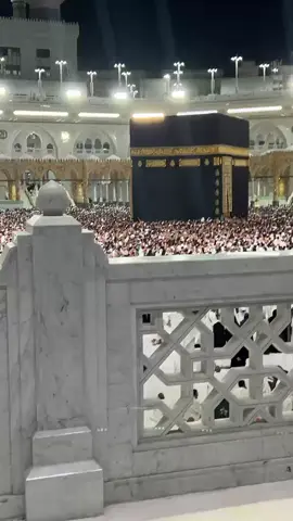 اللهم امين يحبيبي وترجعي بسلامه 🥹🥹🥹