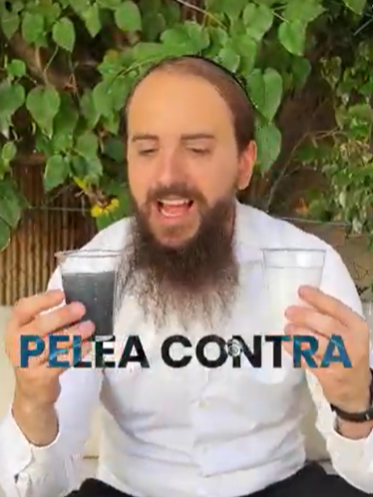 😈➡️✨ El mal, ¿enemigo o enviado? Muchos piensan que Satán lucha contra Dios, como si existieran dos poderes ⚔️. Pero la Biblia enseña que no hay dos fuerzas independientes: el mal no actúa por su cuenta, sino que sirve a un bien mayor. 🙌 Incluso cuando parece que el mal incita, en realidad es Dios quien lo permite para que se revele más luz 🌟. La pregunta es: ¿ves al mal como enemigo… o como un proceso para tu crecimiento? 🌱 Si quieres aprender esta nueva perspectiva espiritual y transformar tu manera de ver la vida ✨ escribe “Mentoría” en comentarios y te mando un mensaje privado 📩 ENLACE A LA MENTORÍA EN LA BIO
