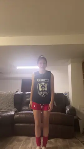 pro dance moves if you ask me 🤭🤭 #fyp 