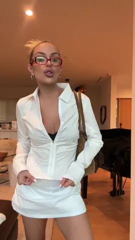 soooooo clean girl office siren labubu dubai. DC TANATIKTOK 15% OFF SITEWIDE EX SALE AND COLLABS!!! @White Fox Boutique AD