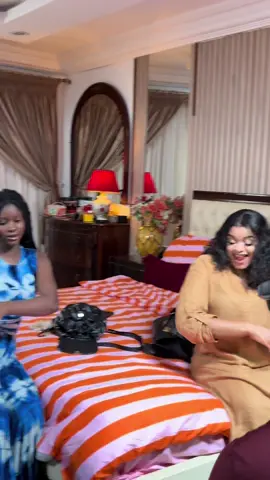 Boury Fall la beugg intégrer si milieu bi! 😂 @Bon look boutique 🇸🇳 pour ma robe💕 #xalisso 