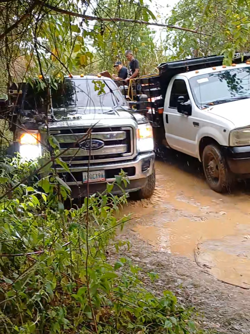 #dandoleguaya😎🤙💯🇻🇪 #SUPERDUTY #enalta @Ford_tritones_de_venezuela🇻🇪 @Ford_Tritones.com 