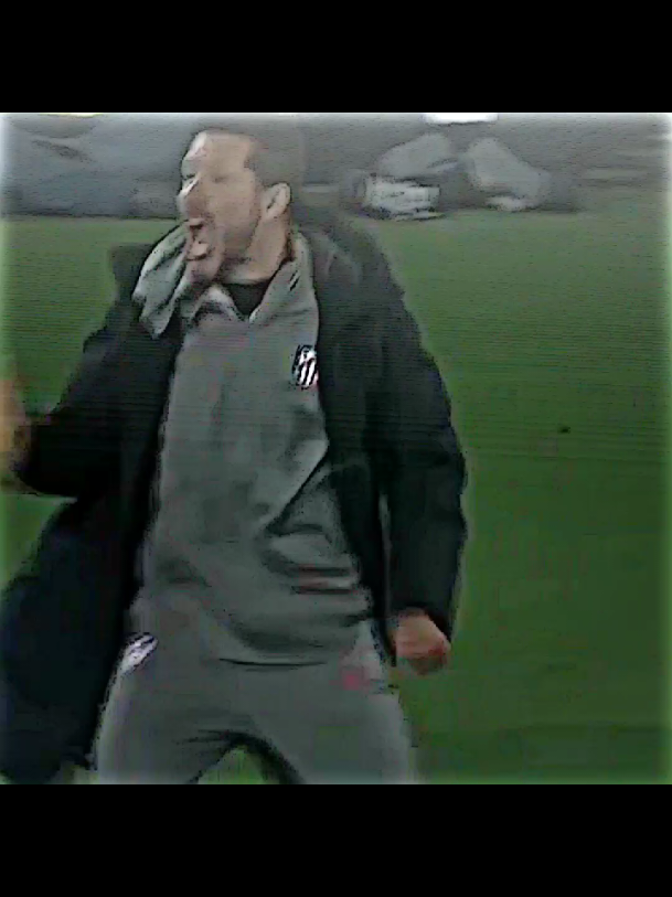 مدريد حمراء رغم انوفكم #اتلتيكو_مدريد #ريال_مدريد #الدوري_الاسباني #تصميم_فيديوهات🎶🎤🎬 #fyp 