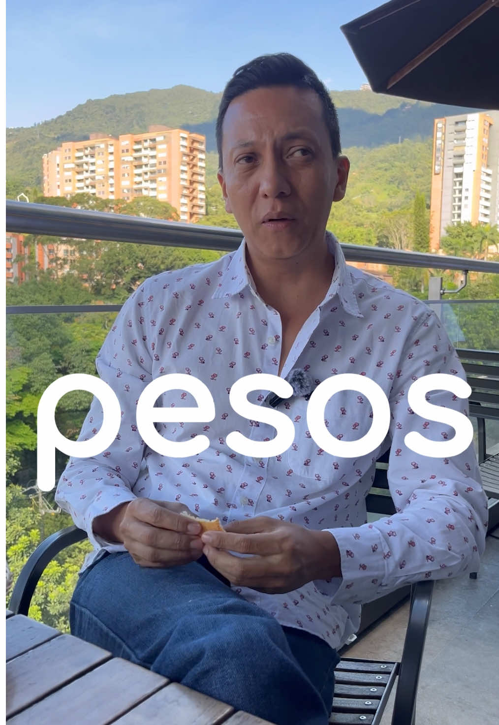 📈 En plena temporada de fin de año, el precio del almidón expansivo no deja de subir… y cada día producir buñuelos y amasijos se vuelve más costoso. En Poltec lo sabemos, por eso desarrollamos Gel®️ Baking, el aliado ideal para productores que necesitan: ✅ Mantener su producción estable ✅ Proteger su rentabilidad ✅ Y no depender de la volatilidad del mercado 👉 Este diciembre, no dejes que los altos costos te detengan. Haz que tu producción sea predecible y rentable con Poltec. #GelBaking #Poltec #Amasijos #Panificación #InnovaciónAlimentaria