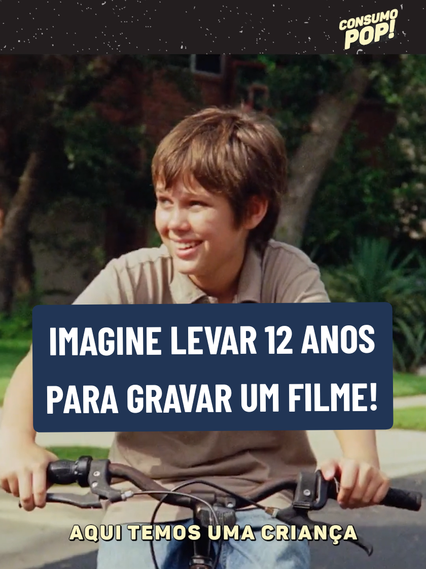 Imagine levar 12 anos para gravar um filme! Essa foi a ideia do diretor Richard Linklater ao gravar o filme Boyhood! Um filme que levou 12 anos para ser finalizado. E o resultado é lindo! #curiosidadesdocinema #dicasdefilmes #filmesparaassistir #cinema #richardlinklater 