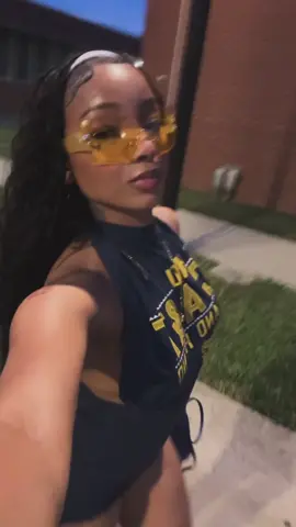 💋 #ncat #outfitinspo #tailgate 