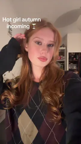 Autumn makeup 📸 Follow for more effortless autumn looks #chicmakeup #autumnaesthetic #autumnmakeup #fyppp #chic 