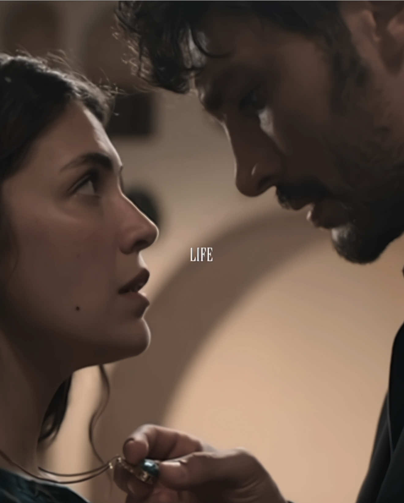 #YILSER: bir tane koylu kizi icin sevdigim kadina ihanet edemem diyen serhat’in bakislar..  #yilser #yılser #yıldızserhat #serhatyelduran #yıldız #halef #halefköklerinçağrısı #halefdizi #couple #turkishseries #turkishdrama #turkishdizi #turkishactors #halefdizisi #ilhanşen #ilhan #birandamlayilmaz #илхан #илханшен #edit #viral #diziedit #enemiestolovers #aşiret #editing 