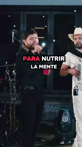 par nutrir la mente me pongo a leer #paratiiiiiiiiiiiiiiiiiiiiiiiiiiiiiii #luisrconriquez #edgardonuñez #raulbeltranoficial 
