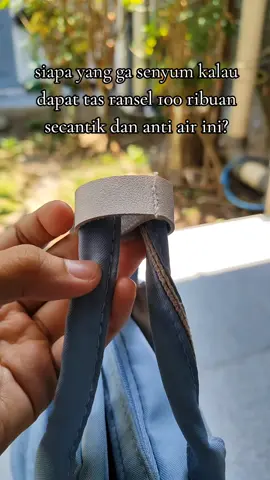tas ransel korea style, anti air, ada  tempat rahasia di belakang tas buat nyimpen uang hehehe 