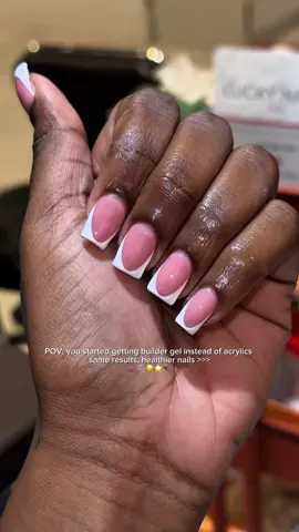i’m putting ya onnnn!! i literally haven’t looked back ever since i started getting builder gel instead of acrylics and the improvement in the strength, length & retention of my natural nails has been SO good! i would 10/10 recommend ⭐️ book @lauraaa @bbeautybylau !!  (i stained my nails with tumeric btw so don’t mind that🫩😭) #gihanneannaelle #buildergel #nailgrowth #nailvlog #fyp 