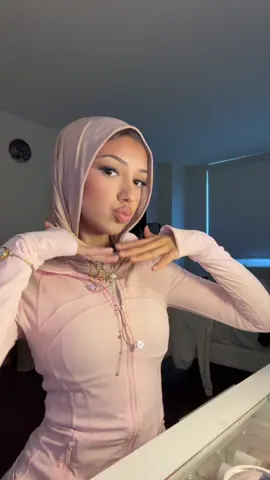 my goal is to start posting more and hit 100k🥹💘  from a 20 minute video to 2 minutes!!  #fyp #grwm #grwmforschool #makeup 