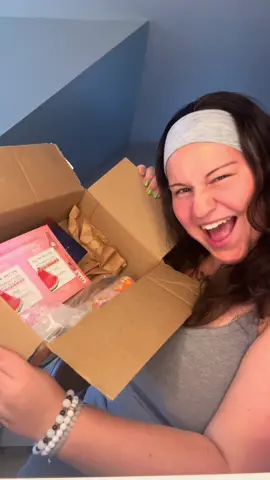 ulta/sephora haul☺️ #fyp #unboxing #haul #shopping @Ulta Beauty @sephora @Glow Recipe @amika @Summer Fridays @Good Molecules @Mario Badescu @STARFACE @Beekman 1802 @cocokind 