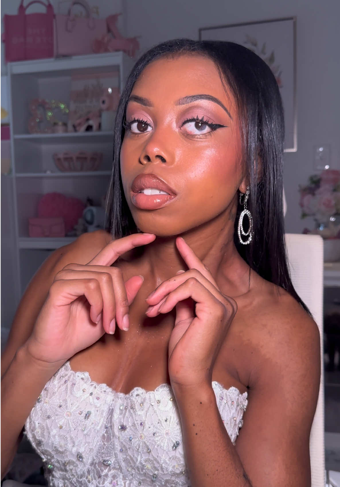 shining ✨❤️‍🔥 #makeuptransition #fullbeat #makeup 