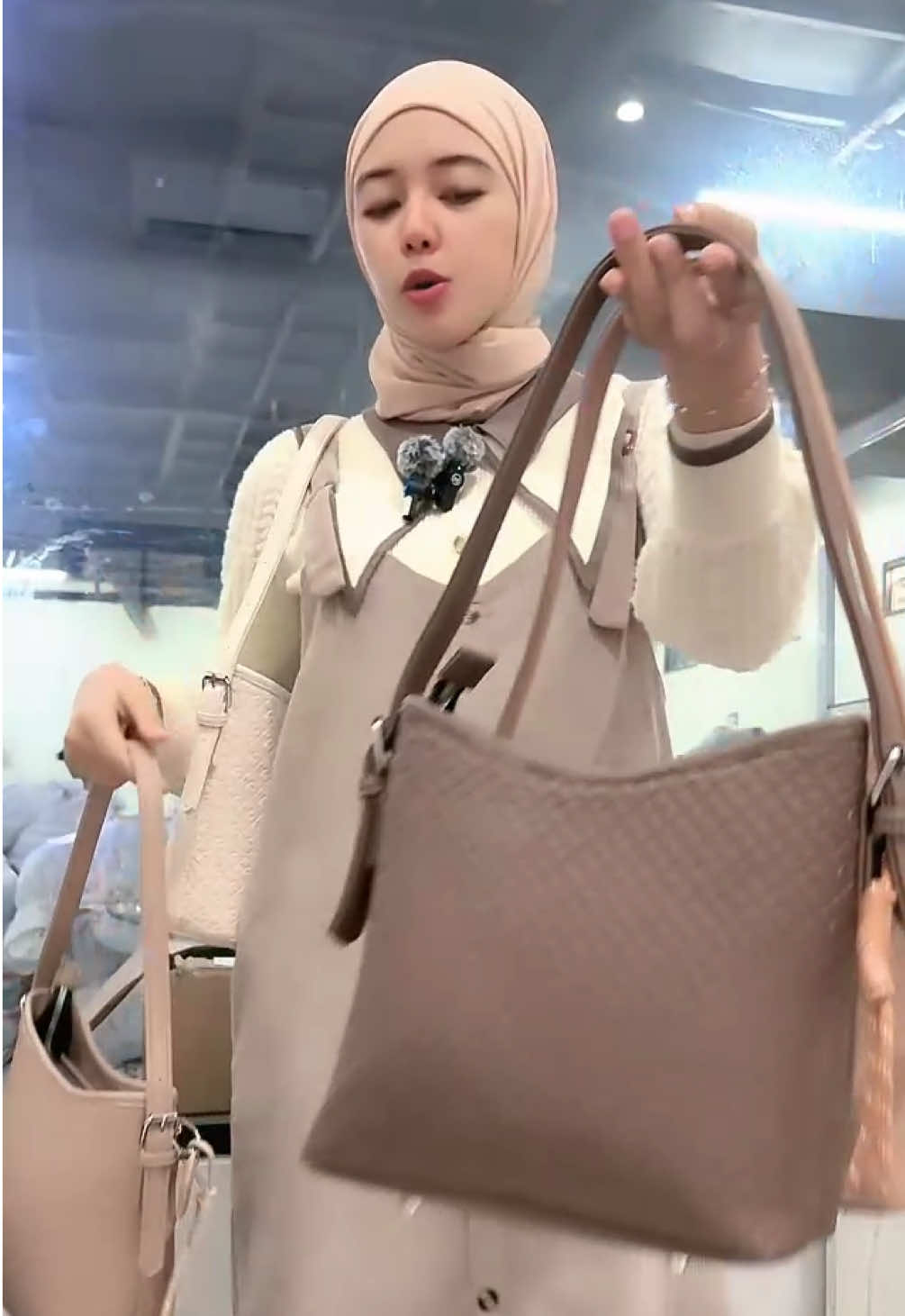 #akaci #belilokal #tasmurahberkualitas 