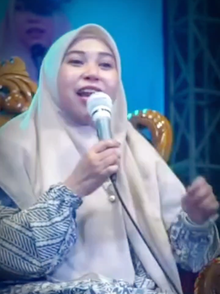 Ora di hiasi akhlak seng apik menungso ora Ono ajine. #hjkharismayoginoviana #fyppppppppppppppppppppppp #ngaji #viraltiktok #viralvideo 