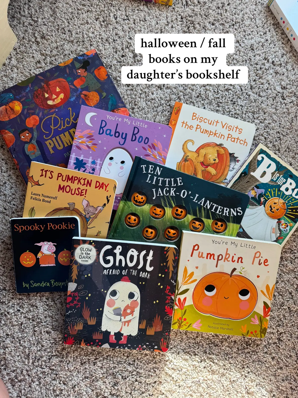 tell me your kids favorite Halloween and fall books! 🎃👻I linked all of these in my Amazon! 
