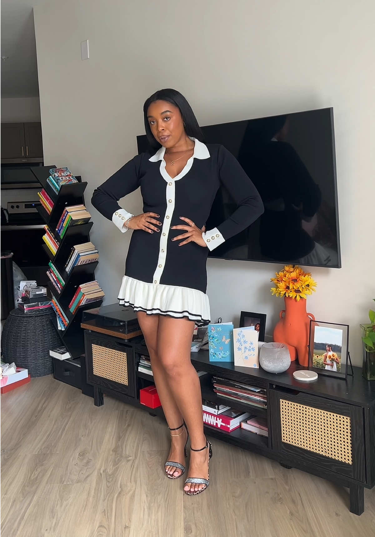 And we’re off to @Black Women Marketers Mix & Mingle! Dress from @Meshki heels are @ninewest #meski #meshkidress #blackwomenmarketers #blackdresses 