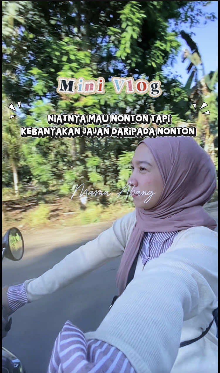 Niatnya nonton Volly tapi taunya hanya jajan 