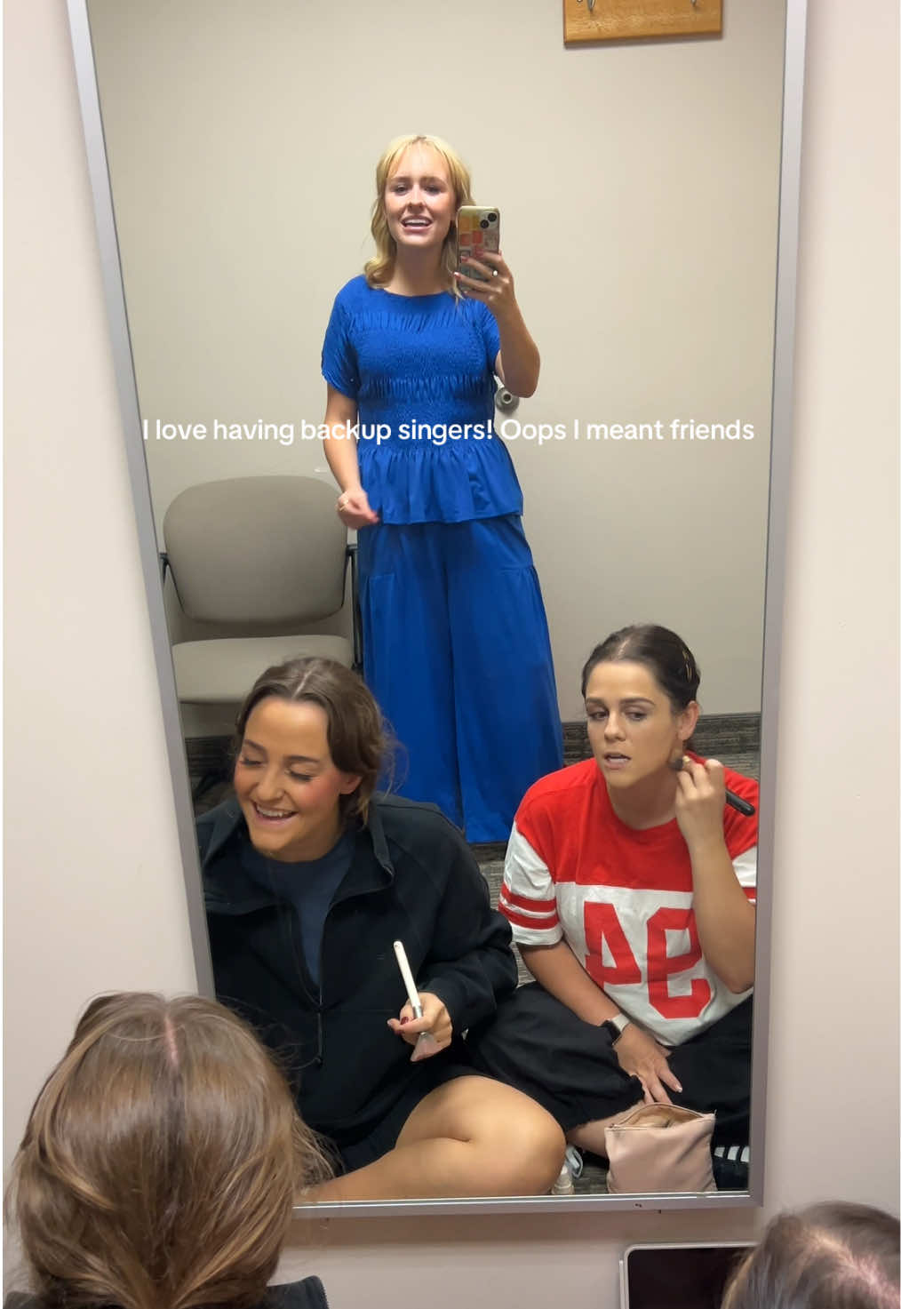 True friends harmonize together!! Would you believe be if I told you this was unrehearsed & we did it in one take hahaha @sammyosmond @lucydaurio #harmonize #singing 