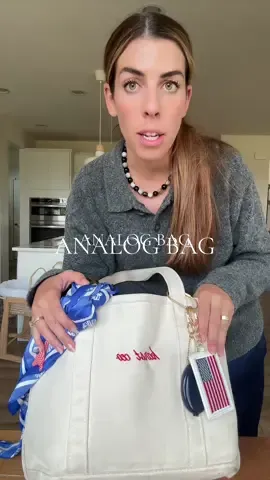 I would love to know what you’re putting in yours! Put your phone down, grab a tote in your house, and fill it with the things that help you get analog again @SIECE CAMPBELL #whimsicallife#analoglife#analogbag#llbean#digitaldetox 