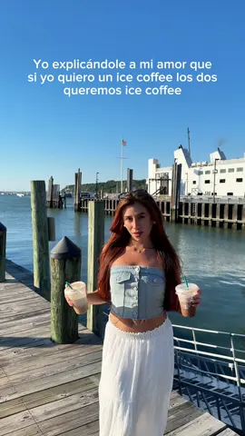 Si yo quiero un café los dos queremos café 🤭 #gringoylatina #gringoycolombiana #funny #Relationship #contentcreator 