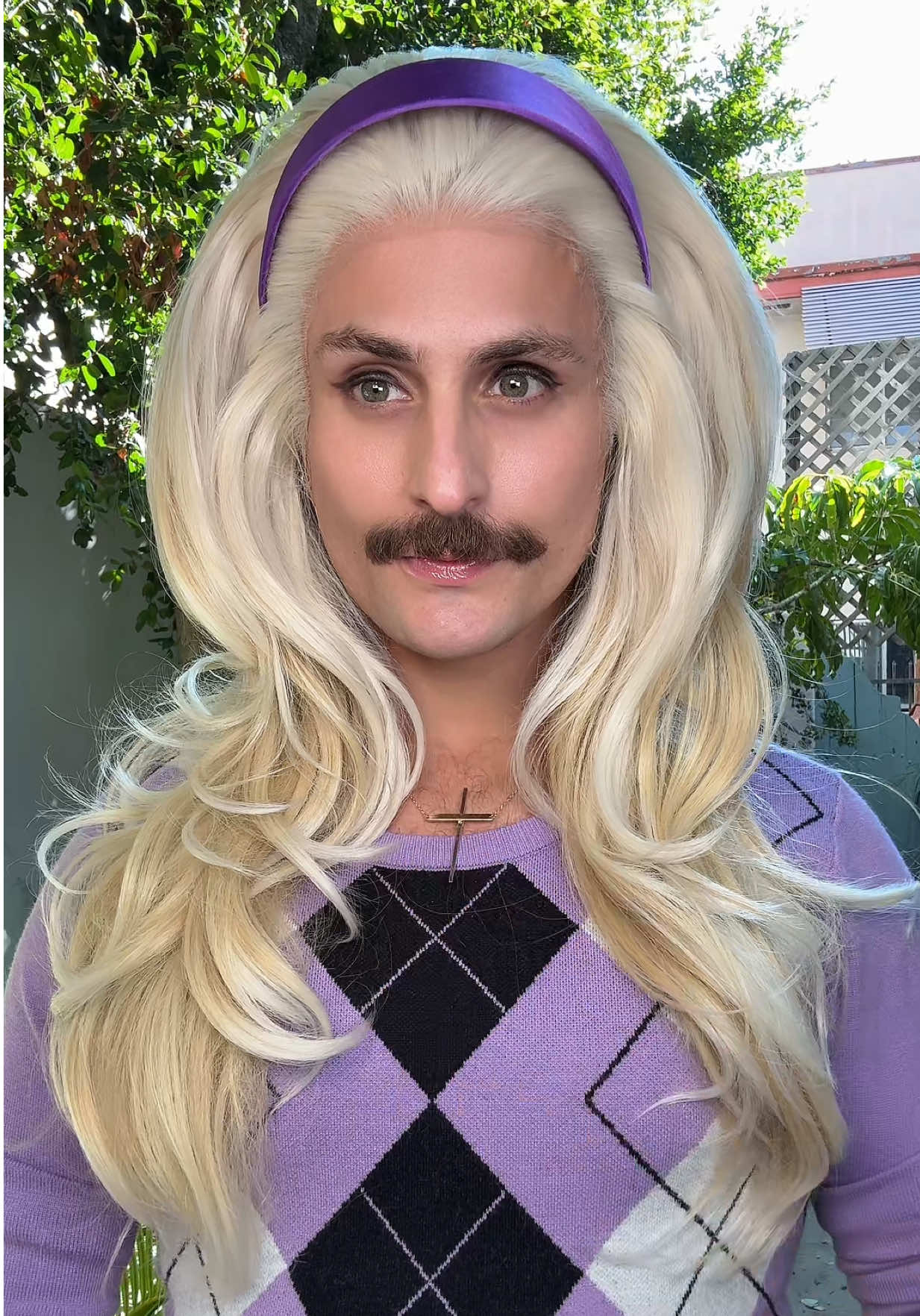 EASY A #emmastone #amandabynes #easya #wig #fyp 