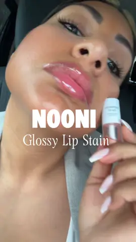 This is not just your regular lipgloss. 🤎 This is gonna actually stain your lips and leave them luscious all day.❣️ @@nooni https://www.tiktok.com/t/ZPHWkmNjAvEQ2-3DSfO/ ##makeup##maquillaje##lipstainviral##koreanmakeup##labios