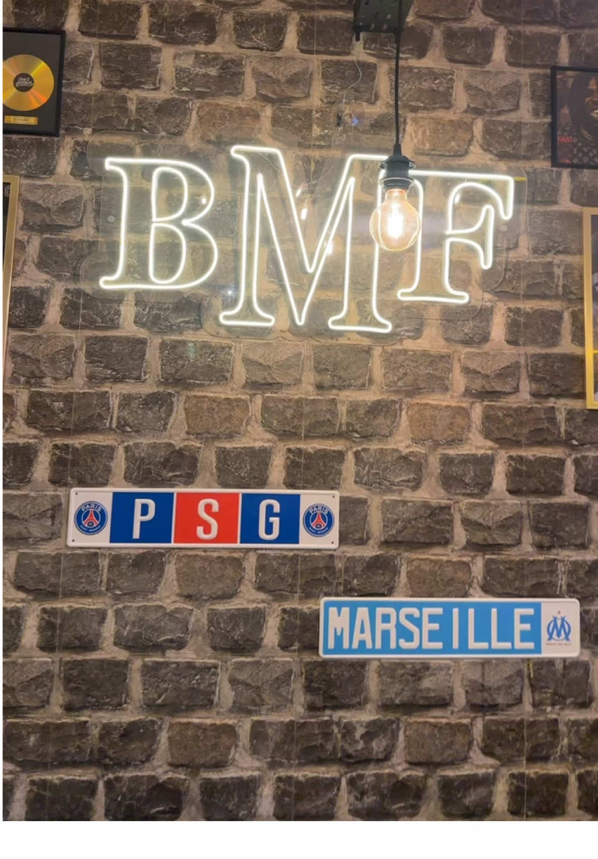 ATTIÉKÉ chez @BMF Dakar ‼️@Papy•Mcae🐾 @Maëva-Jane @HACHEM✨🔝 @ᒛѦᙏᘿՏՏ❄️ | @LaMano🚫🦵🏾 @Himra 
