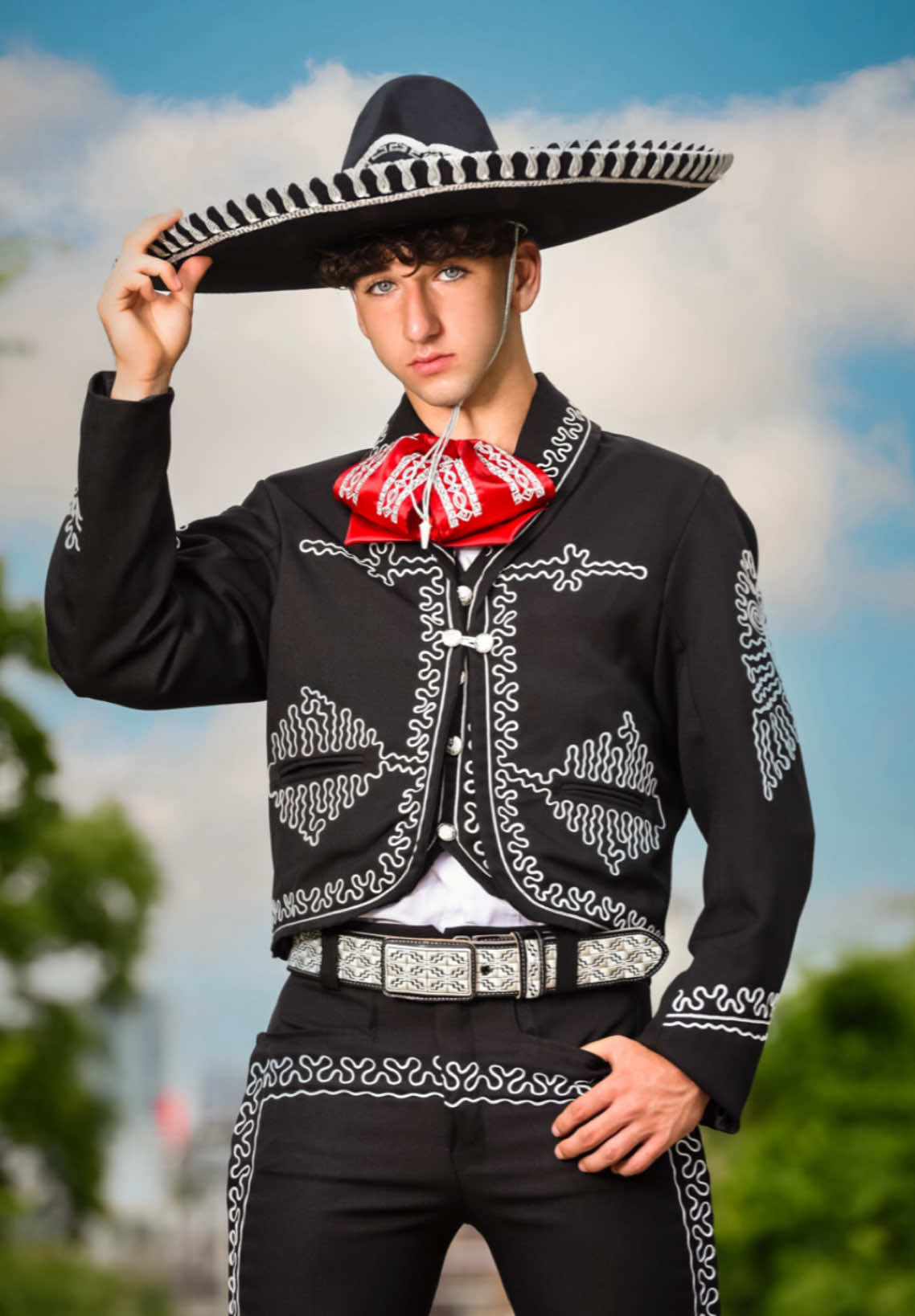 Quinceañero Charro…DFW’s Best Quince Photographers. We Love What We Do and It Shows. #fotolillyphotography #trending #fyp #quinceañera #foryoupage 