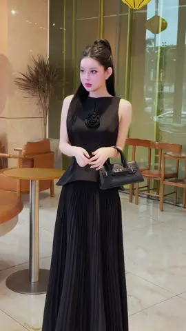 A bước theo người..???? #xuhuongtiktokkk #vairalvideo 