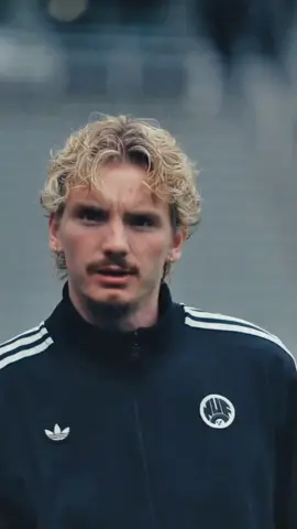 Inspirasi outfit dari striker Newcastle United Nick Woltemade 🥸 #newcastle #nickwoltemade #outfit #football #fypシ 