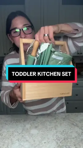 The cutest toddler Christmas gift 🥹❤️ #toddlerkitchenset #toddlerchristmasgift 