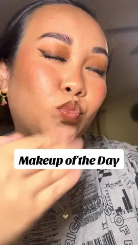 Bronze looks all through fall 😍☺️ #makeupoftheday #grwm #bronze #bronzemakeup #glowymakeup @makeupbymario @Morphe Cosmetics @Rare Beauty @Saie @Charlotte Tilbury @Pat McGrath Labs @Milani Cosmetics @DanessaMyricksBeauty @Hourglass Cosmetics @Maybelline NY @GarnierUSA @ONE SIZE BEAUTY 