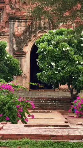 ခတ္တာရေ မိုးတွေရွာနေပြန်ပီ 🌧️ #bagan  #foryou  #baganlover 