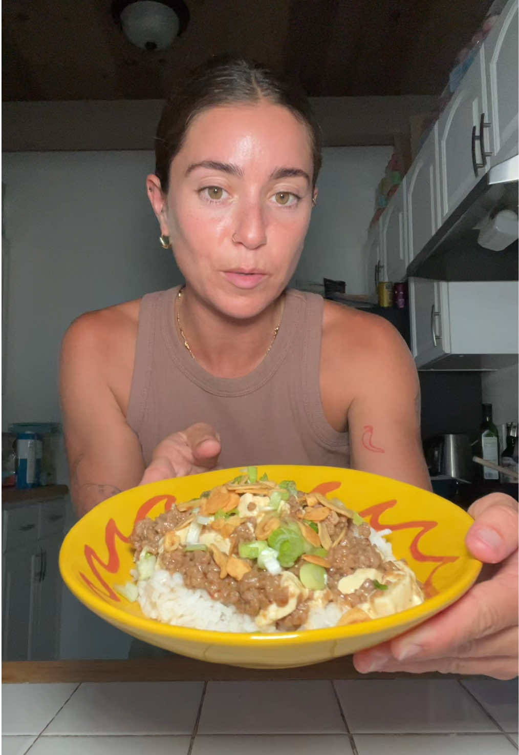my favorite comfort meal and SO high in protein #mapotofu #tofurecipe #highproteinrecipe 