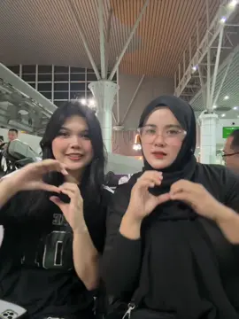 aunty will gonna miss you, hopefully we will meet again 🥹🫂 #fyp #fypage #september #ldr  @yizhuo ❤️