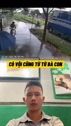 Xe tải lớn và tàu là nên tránh xa xa